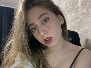 naked cam girl picture ZinniaEdward